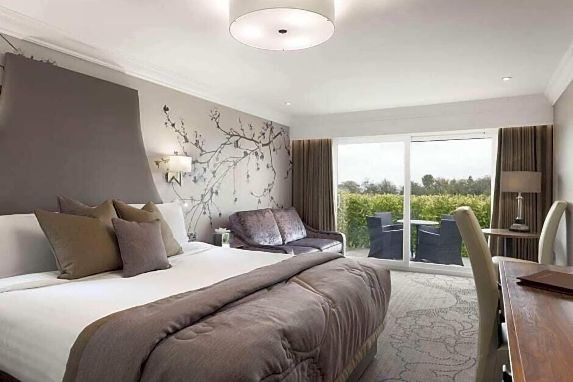 Hotel Park Hall And Wolverhampton