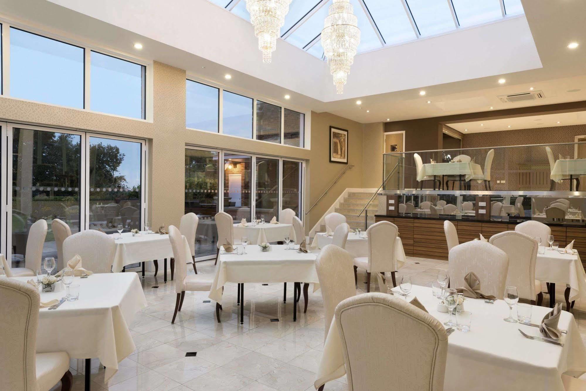 Hotel Park Hall And 4*